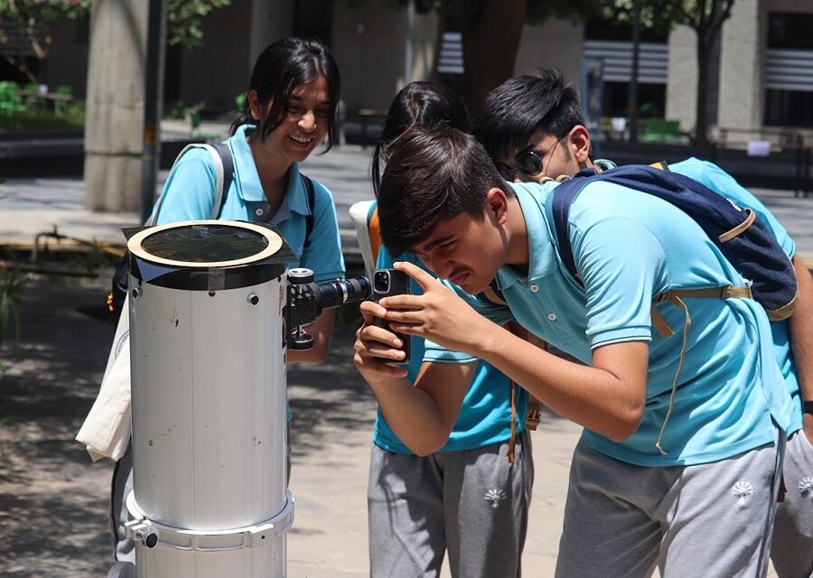 School students got up close with STEM at the ‘G20-Ignite’ Science & Technology Fair at IIT Gandhinagar
