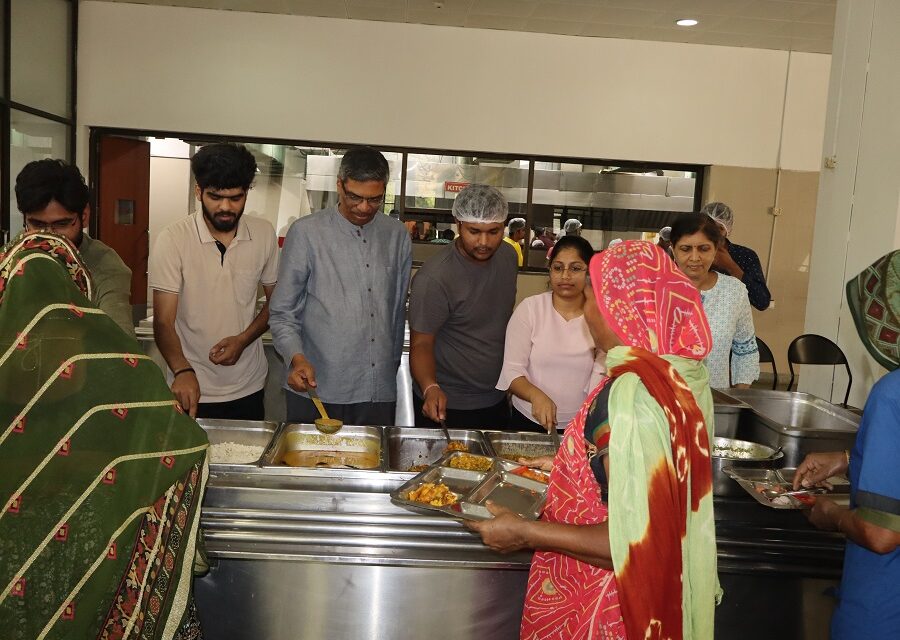 IITGN students, faculty, staff cook & serve ‘Thank You Lunch’ to nearly 100 mess workers