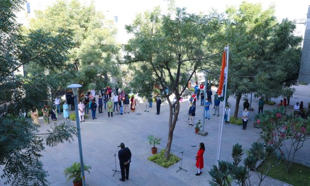 IITGN celebrated R-Day by felicitating its essential services staff